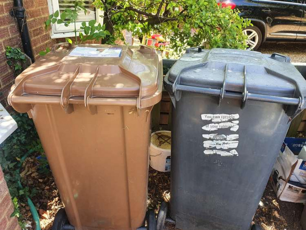 Hitchin: National lorry driver shortages cause bin collection delays. CREDIT: @HitchinNubNews