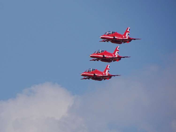 How the Red Arrows should have looked if it wasn't for the heavy rain and cloud over our town. CREDIT: Unsplash