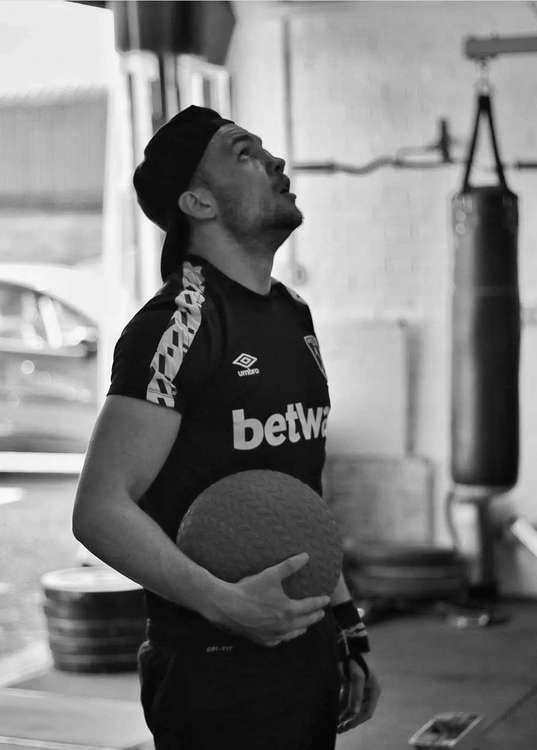 Tom Ansell has been busy working hard preparing for his next fight. Ticket details in story