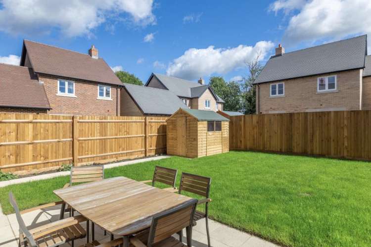 Pick of the week: A beautiful four bedroom family home in Arlesey marketed by Wellington Evans Pick of the week: A beautiful four bedroom family home in Arlesey marketed by Wellington Evans