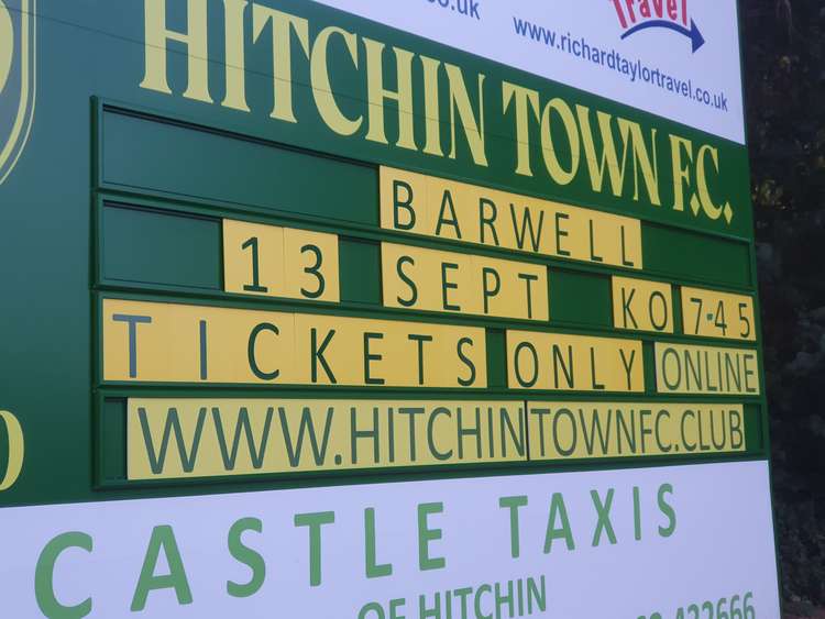 Hitchin Town 3-2 Barwell: Callum Stead's late winner seals dramatic last-gasp victory for Canaries. CREDIT: @laythy29