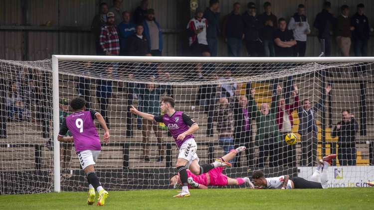 Hednesford 2-2 Hitchin Town: Improved Canaries show character to grab hard-fought point. CREDIT: PETER ELSE