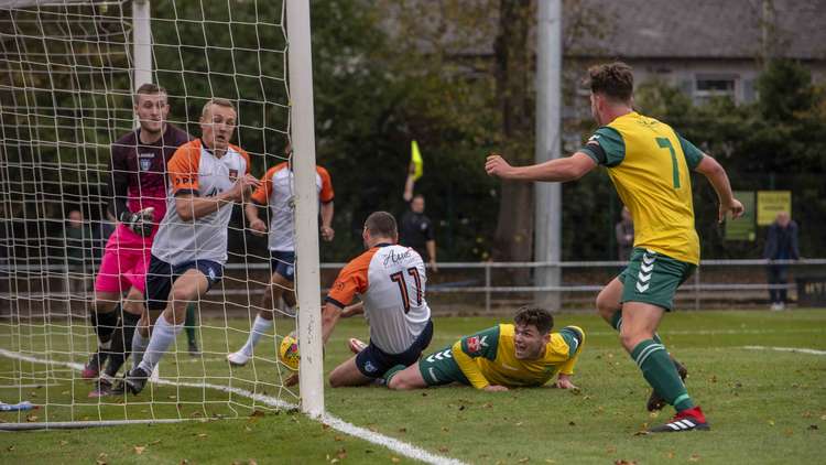 Hitchin Town 0-1 Stratford Town: Bards emerge victorious on All Souls Day at Top Field. CREDIT: PETER ELSE