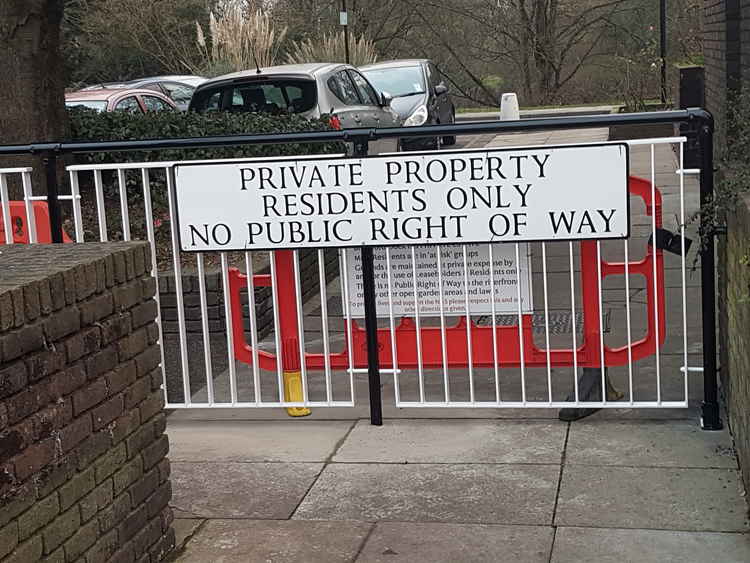 Gates at Brentford Dock