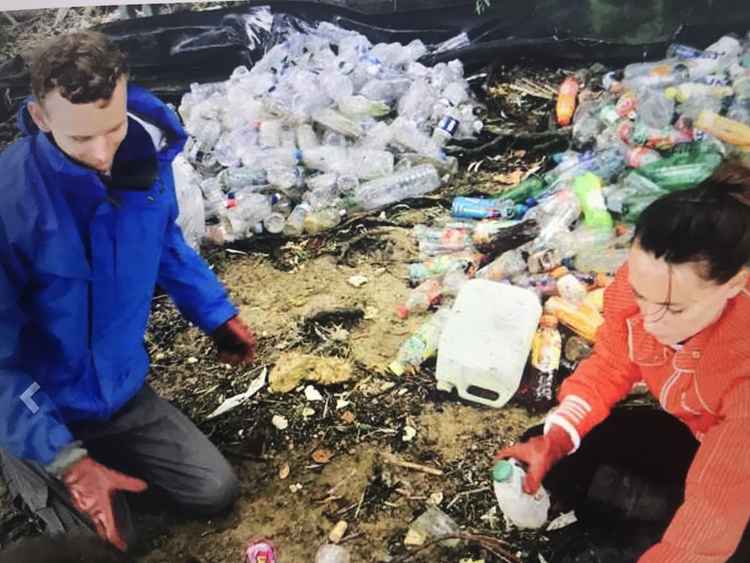 Almost 600 plastic bottles were collected at Crabtree Wharf Big Bottle Count 2016. Credit: Thames21