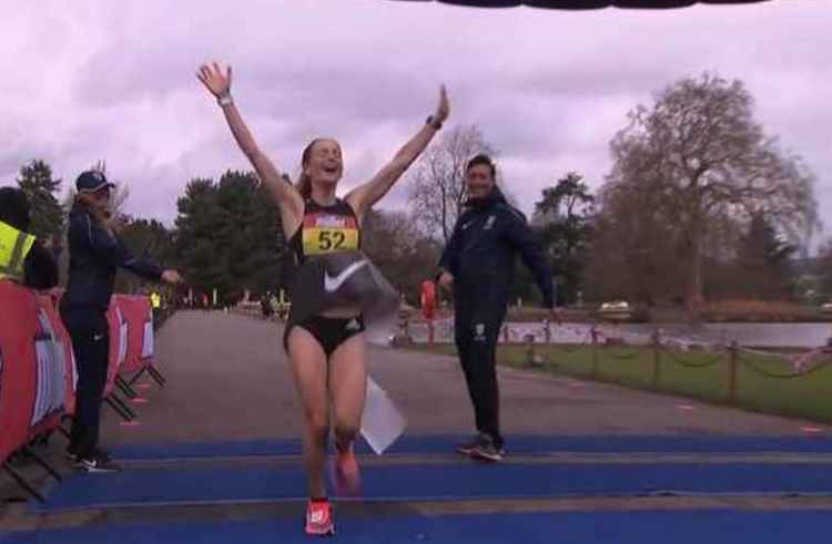 Steph Davis crossing the finish line