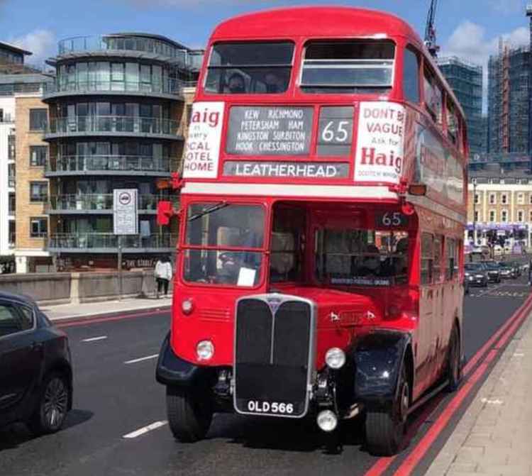 How the buses used to look, heading over Kew Bridge. Pic by Chiswick Pier Pictorial