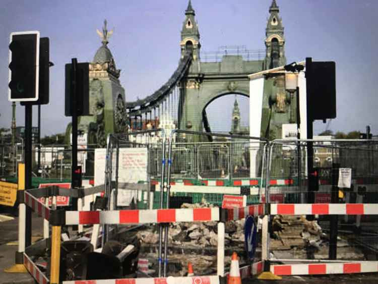 Hammersmith Bridge remains closed to traffic