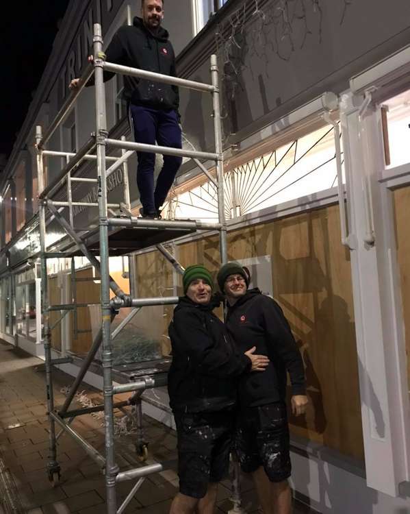 The team at Axminster Property have been helping volunteers from Light Up Axminster decorate the town with Christmas lights this week