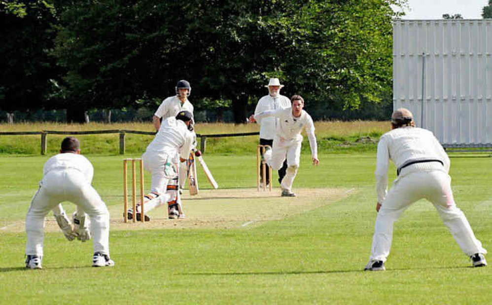 Teddington Cricket Club in action