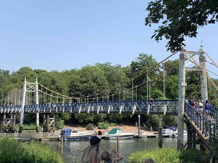 Teddington bridge