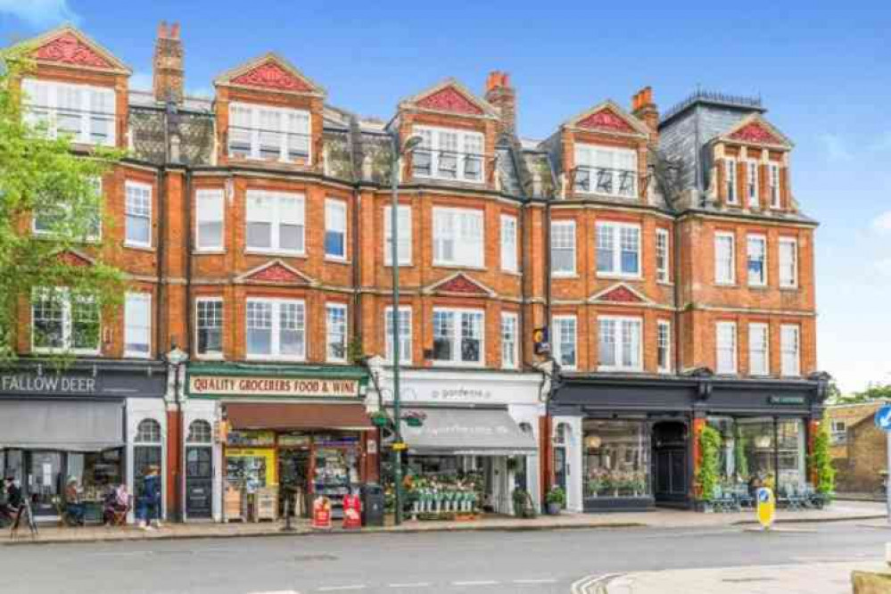 Teddington High Street (Credit: Rightmove)