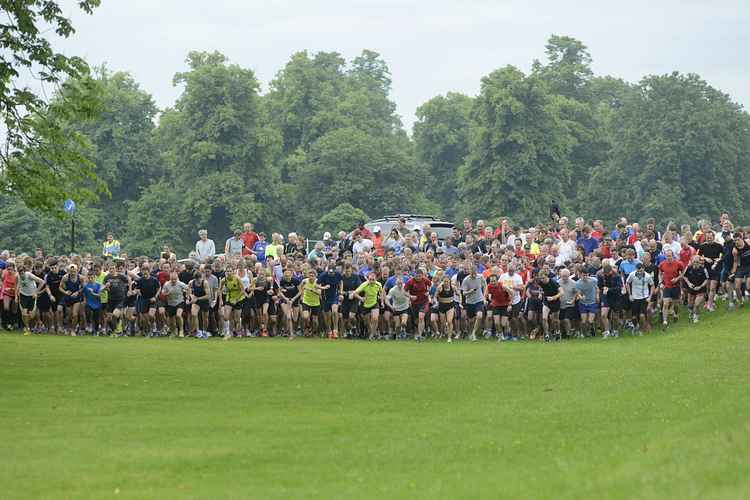 Parkrun in Bushy Park pre-COVID