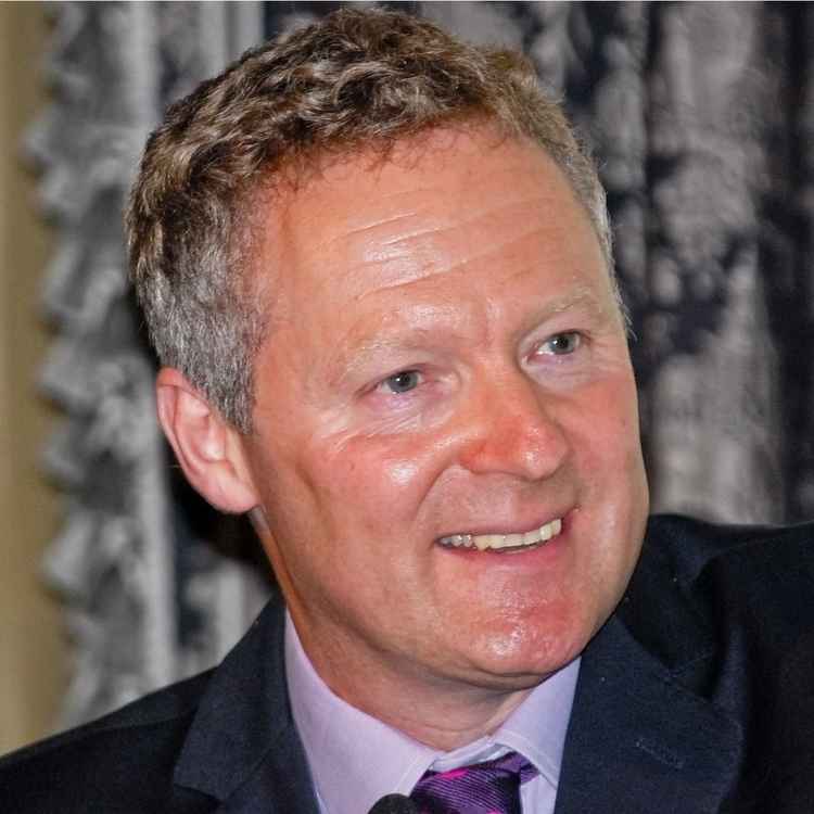 Rory Bremner / Arisian17 via Wikimedia Commons