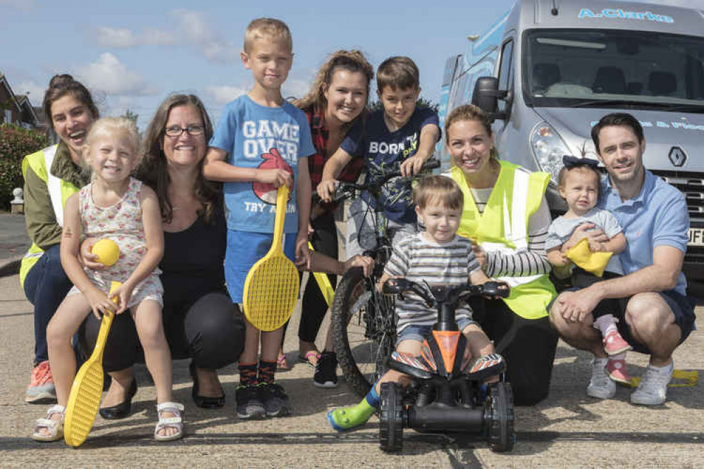 Maldon district residents enjoying a play street session (credit: MDCVS)