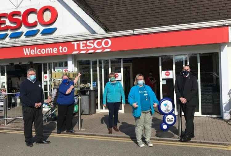 Pictured (L-R): Tesco staff member, Sharon Thorne, Heather Penwarden, Toni Hiscocks and Duncan Sheridan-Shaw