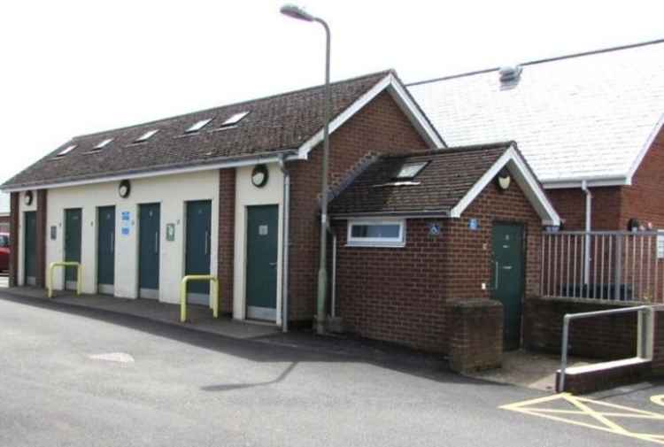 Toilet block in King Street car park