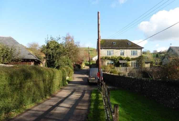 Dalwood Lane. Image: Roger Cornfoot/Geograph