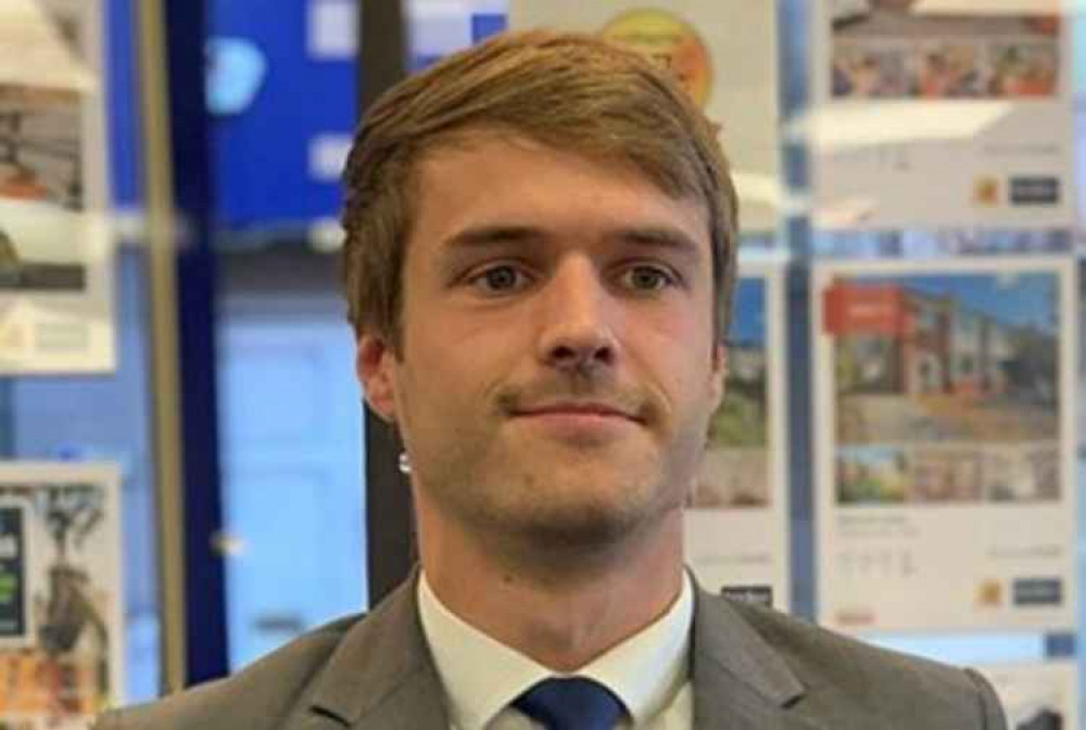 Bradley Estate Agents Honiton Manager, Joe Keep