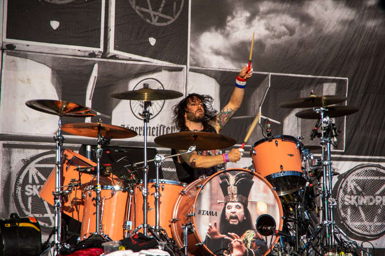 Skindred, main stage, Sunday night. Picture by Cliff Smith Photography