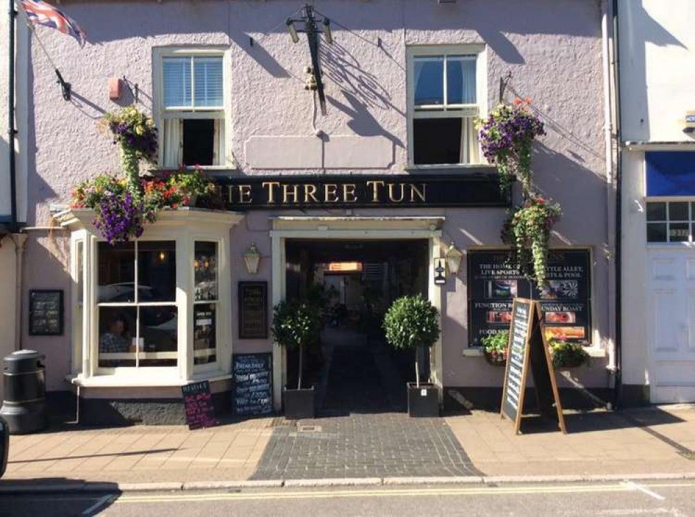 The Three Tuns, Honiton - venue for a quiz night with prizes