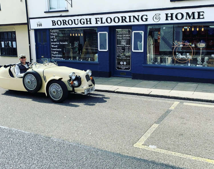 A customer pops in on the day the new shop opened to show Ian the car he built himself