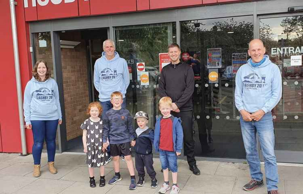 Pictured left to right are Sophie Turner,  Damon Bland, Adam Knight (General Manager),  and Richard Bebbington (Race Director). The children are Sophie,  Josh,  Archer and Ollie.