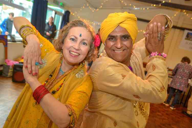 Avtar and Anne - the Bolly-Bhangra dance duo who will lead the session