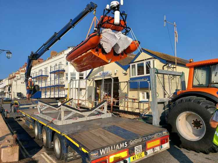 The Peter & Barbara Truesdale heads off for maintenance work. Images courtesy of Sidmouth Lifeboat.