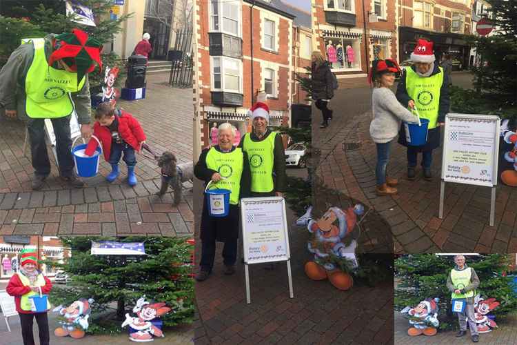 Christmas Collection in Market Square