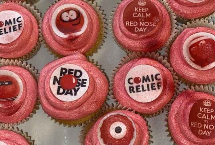 Comic Relief cupcakes