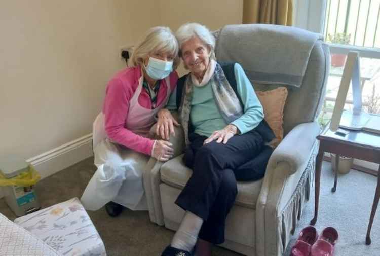 Mary with her daughter Cathy