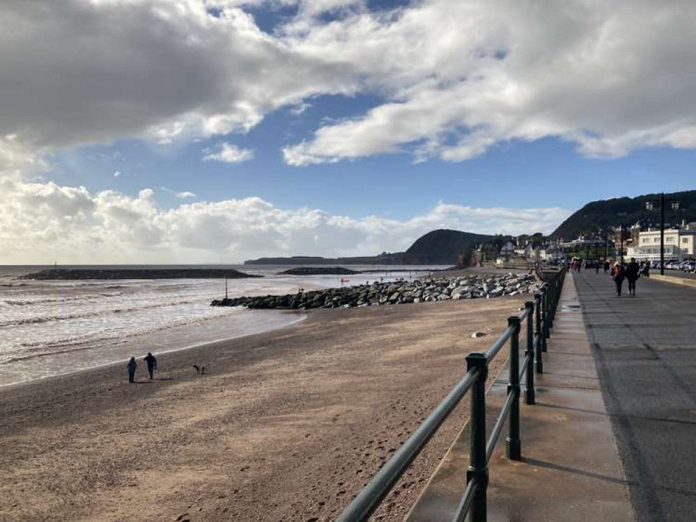 Sidmouth town beach, with the two existing rock islands (Nub News, Will Goddard)