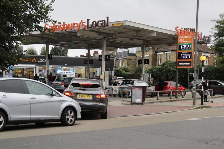 The petrol crisis showed signs of improving in Clapham South this afternoon (Image: Issy Millett, Nub News)
