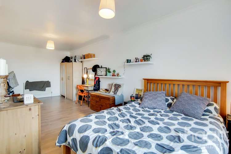 Its excellent commuter links also make this Clapham flat perfect for investors (Image: Felicity J Lord)