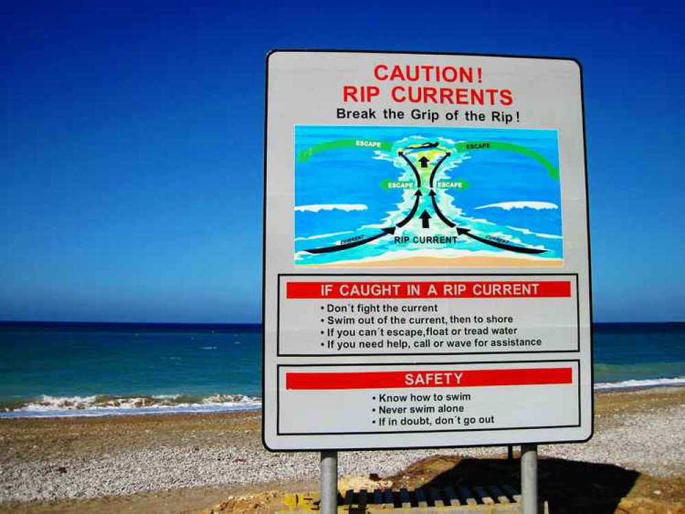 Rip current.