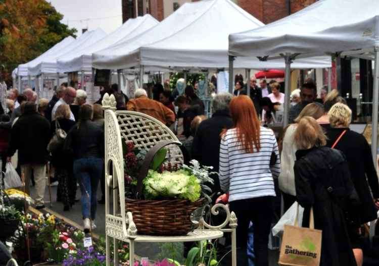 Sunday market.