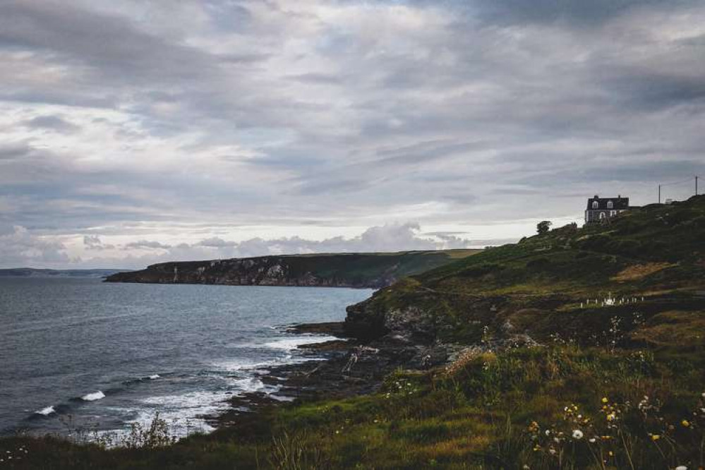 Porthleven coastal path going west towards Rinsey.