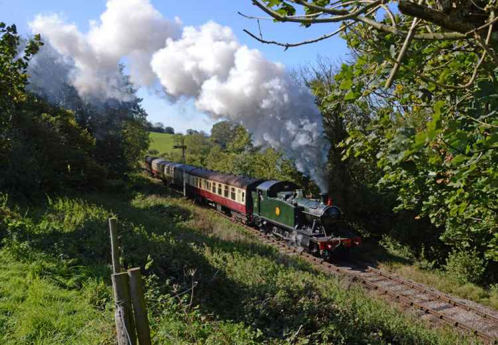 5542 GWR Small Prairie on its first weekend at the ESR (Photo: Alistair Wood)