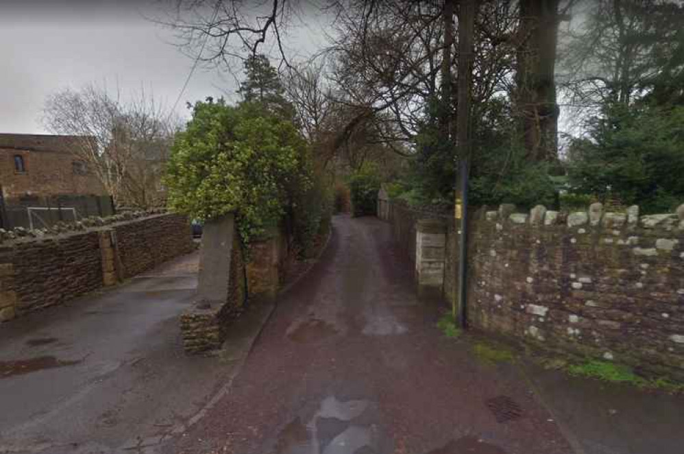 The public right of way that leads off Brewery Lane to the proposed site (Photo: Google Street View)