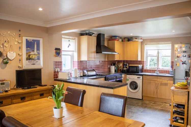 Four-bedroom detached home in Walnut Grove