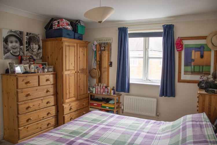 Four-bedroom detached home in Walnut Grove Four-bedroom detached home in Walnut Grove