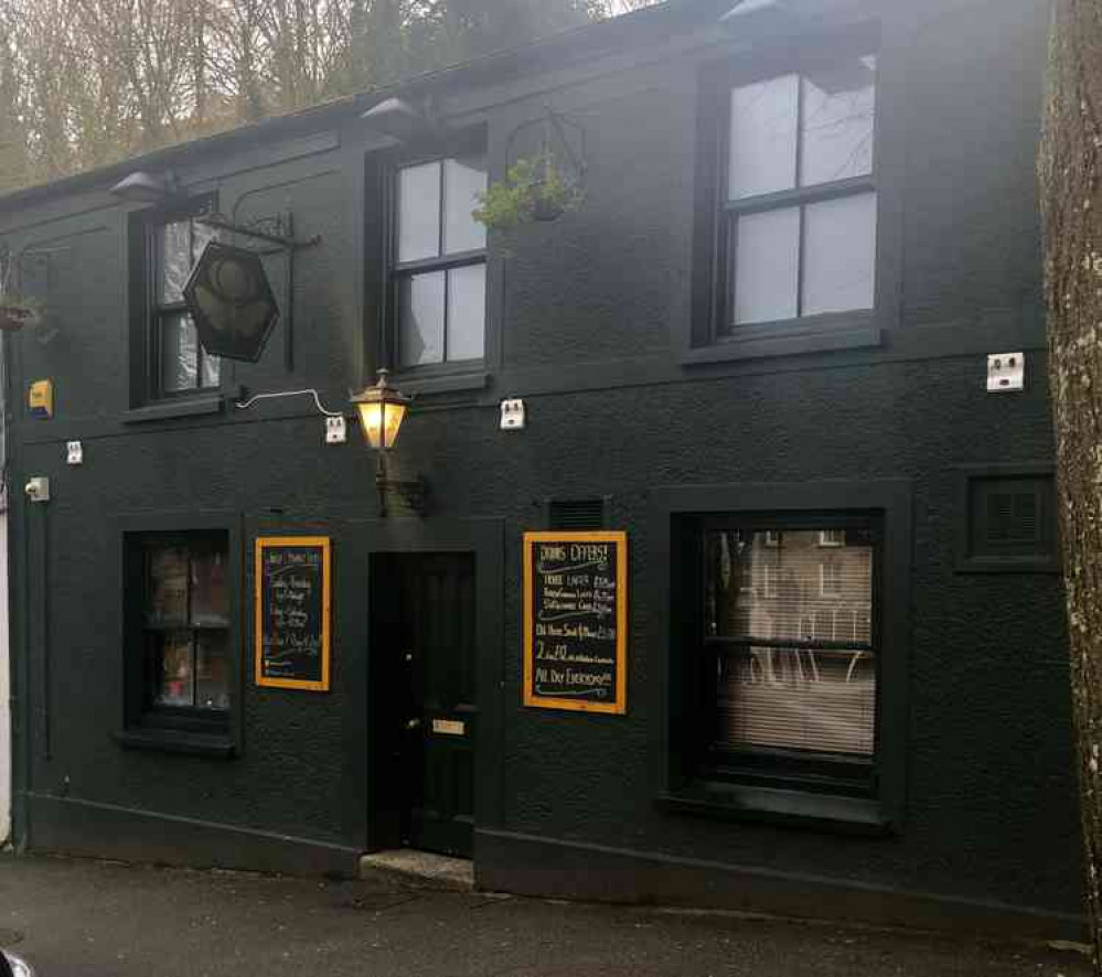 The Moth and Moon, Falmouth