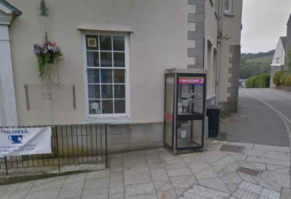 The phone box at Saracen Place.