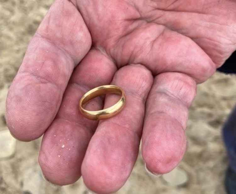 The ring found at Maenporth.