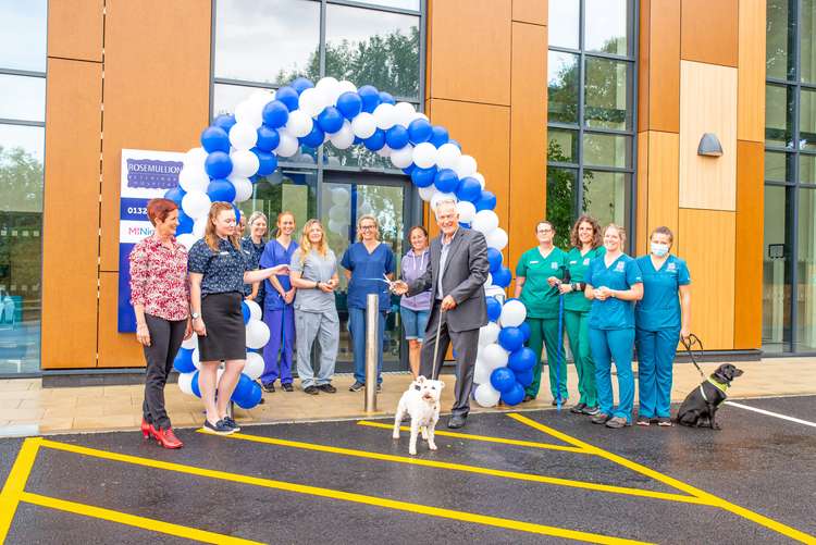 The Rosemullion team cutting the ribbon.