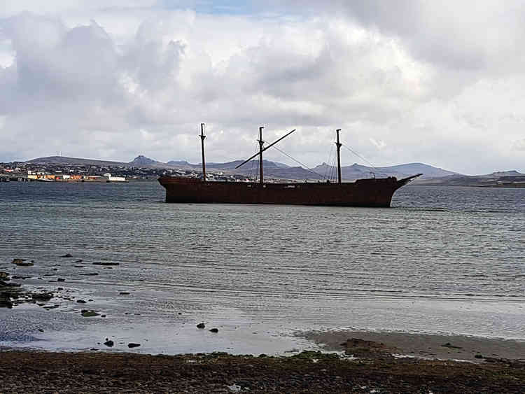 Lady Elizabeth Port Stanley bay (picture by Shaun Sams - Enjoy My Art)