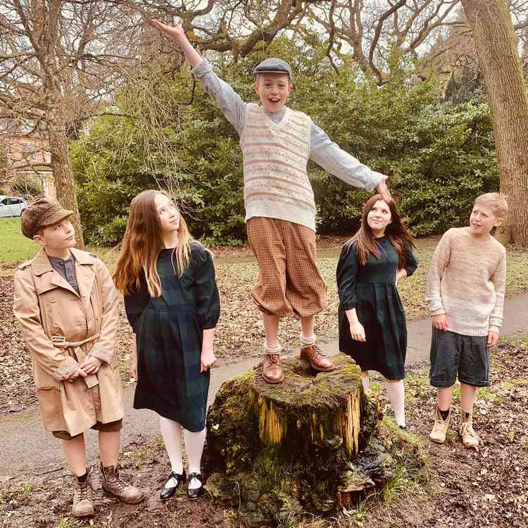 Junior members of the Goodnight Mister Tom cast (left to right - Sam Dacey, Martha Eley, Alex Hancock, Abbie Hopkins, Max Hancock)