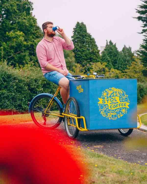 Peter on his delivery tricycle (Photo credit: Stol)