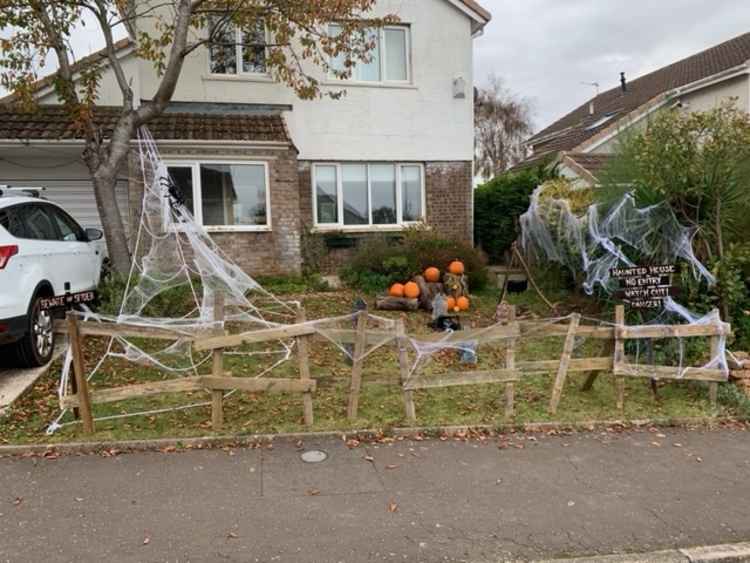 The full scene included graves, cobwebs and pumpkins